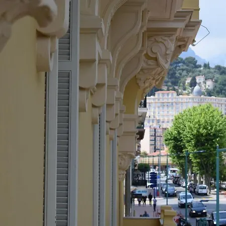 Elia * Menton