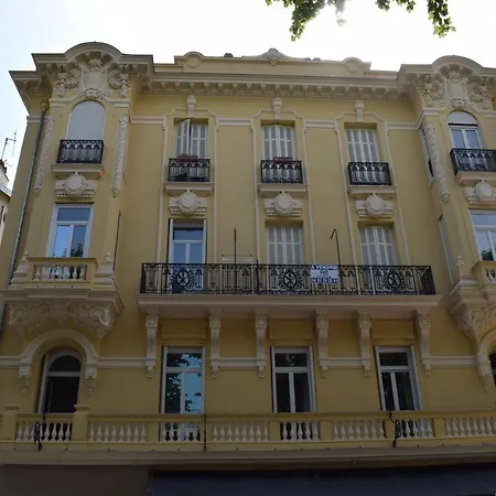 Elia Apartamento *